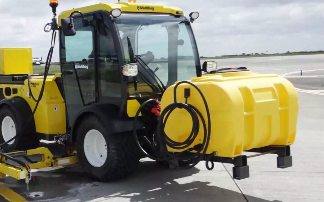 Runway Light Cleaner